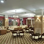 Sunis Kumkoey & Resort