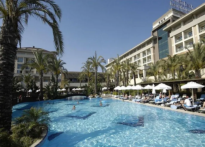 Sunis Kumkoey & Side